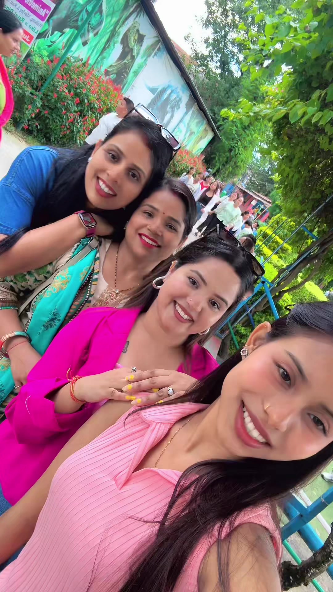 @Sheena_jais🦢🪷