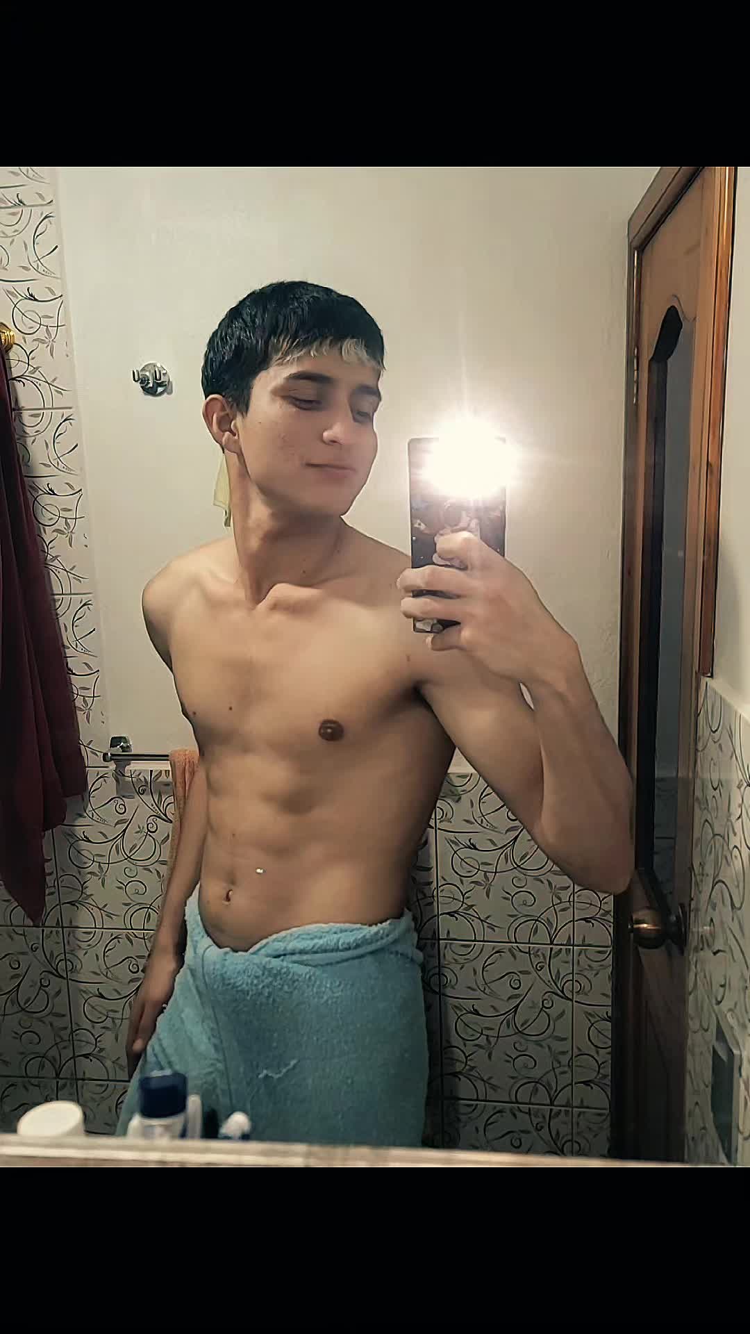 @YostinJ