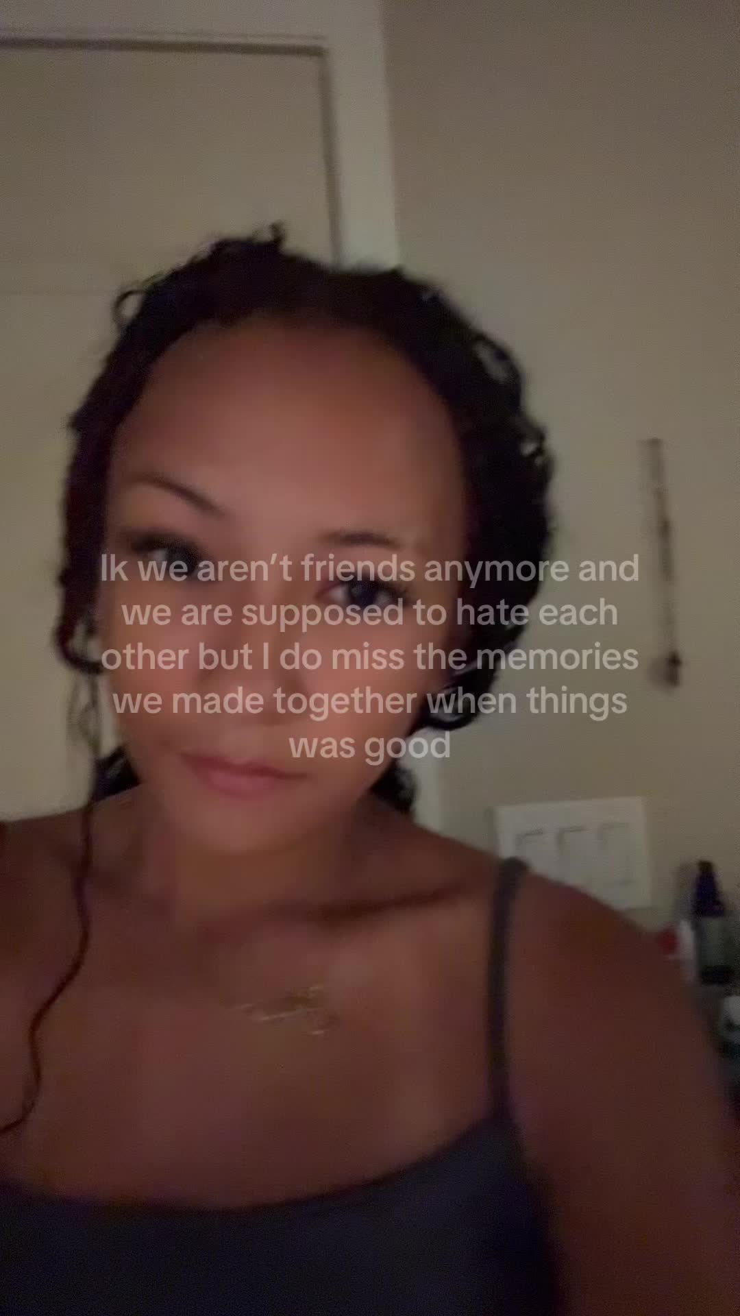 @JelissaTay🧟&zwj;♀️