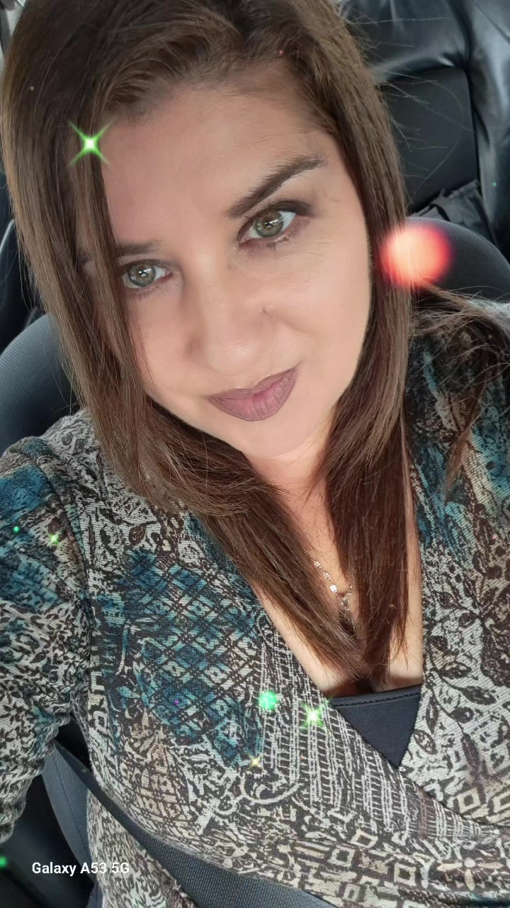 @Móny Hernandez