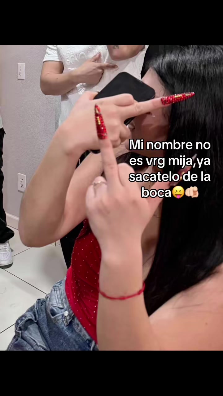 @Nahomi Rodríguez