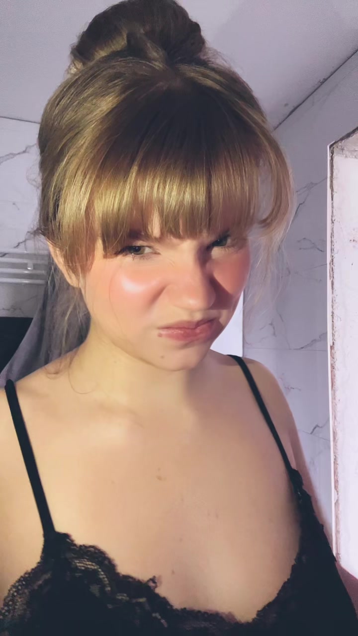 @rosy wolf