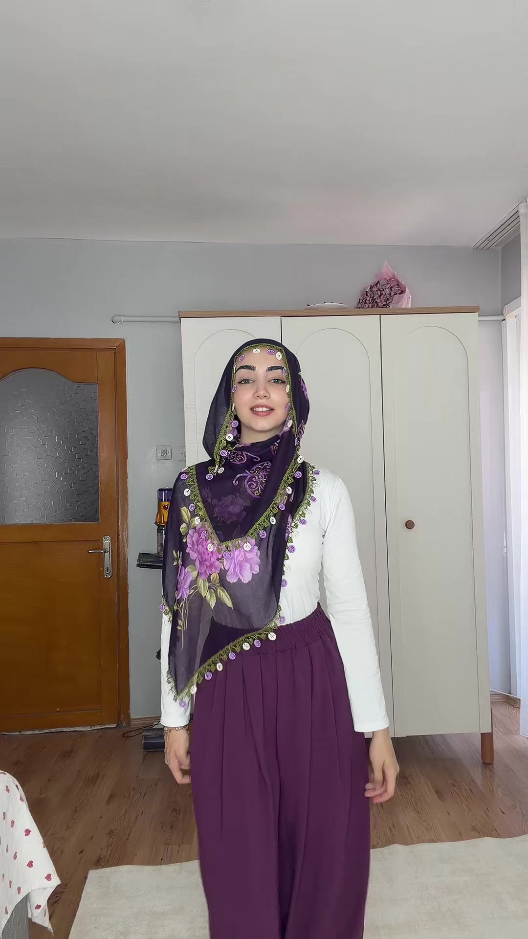 @Kraliçe