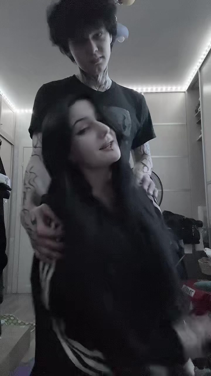 @0shikar_