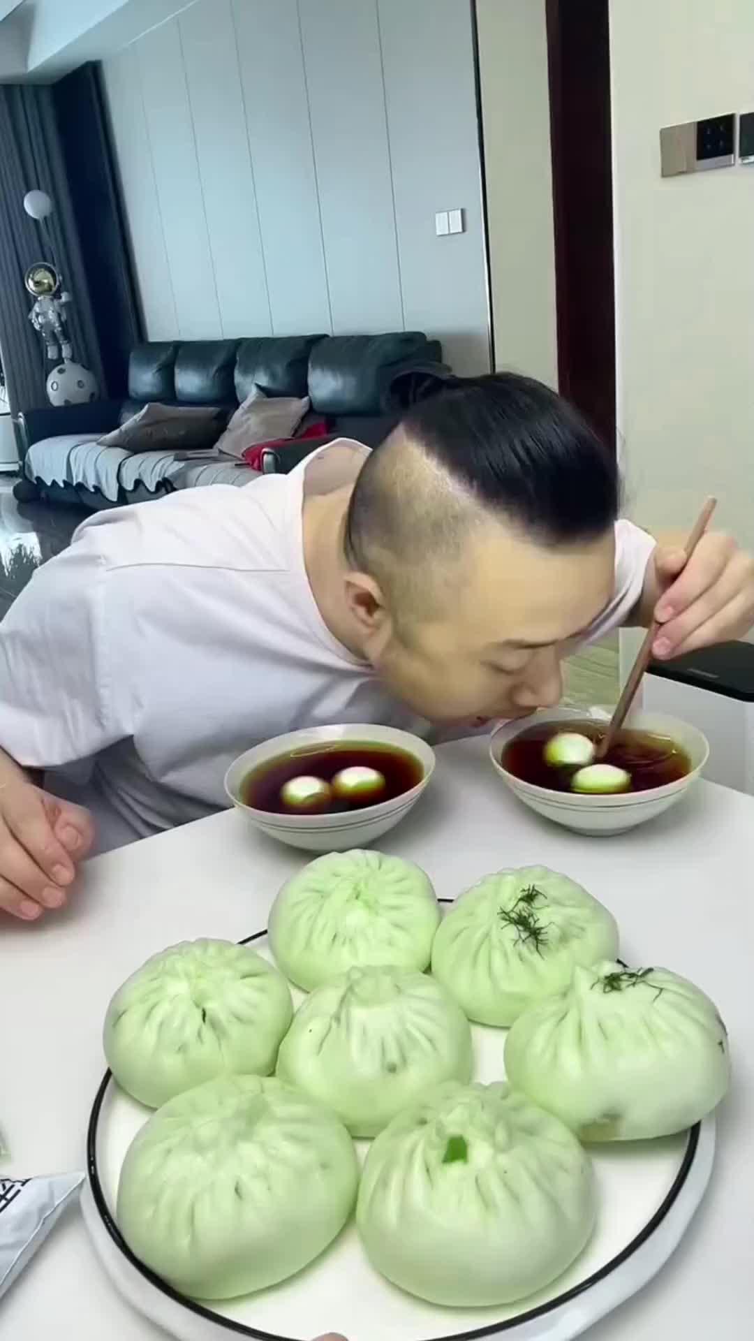 @foodmukbang
