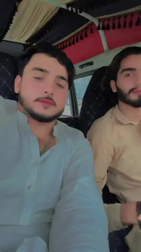 @𝒁𝒐𝒉𝒂𝒊𝒃 𝒌𝒊𝒏𝒈