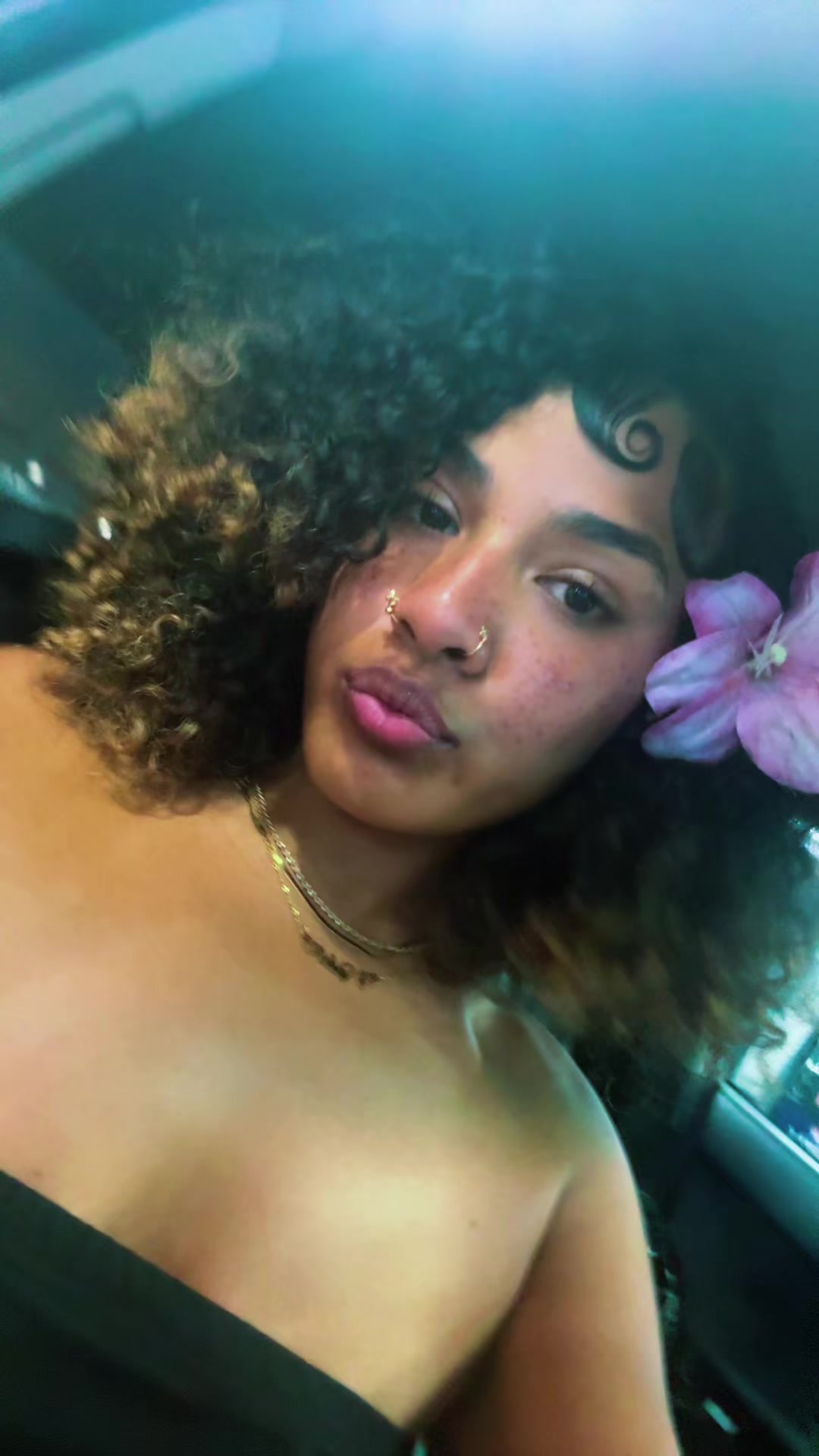 @vividabaddest1