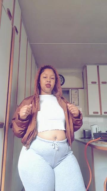 @hayla.xo.