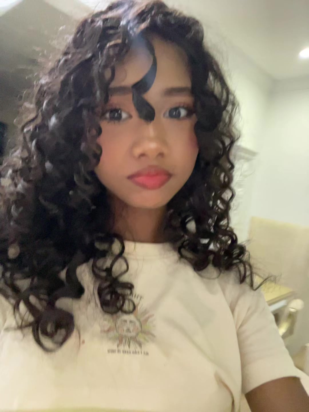 @𝒮𝑜𝓅𝒽𝒾𝓁𝓊 🪄