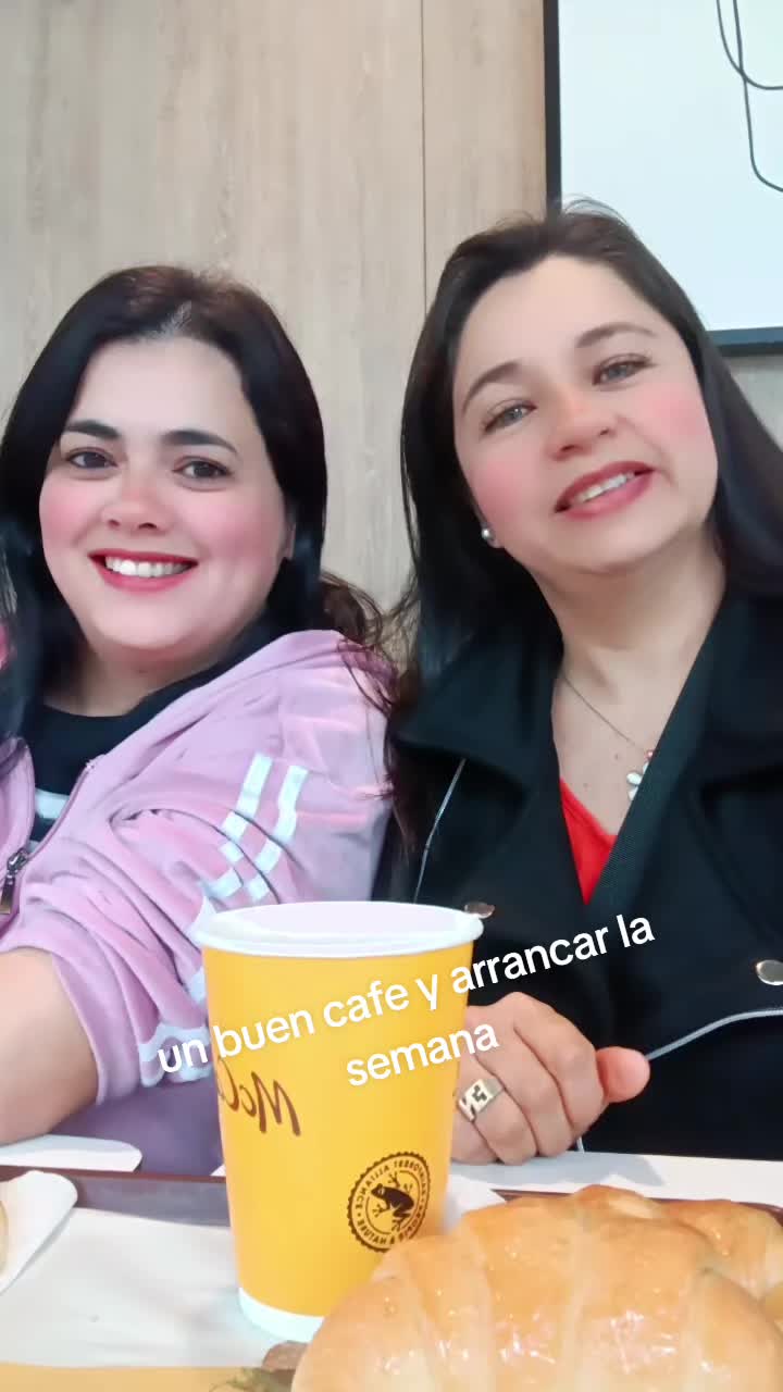 @lizzet Fernández