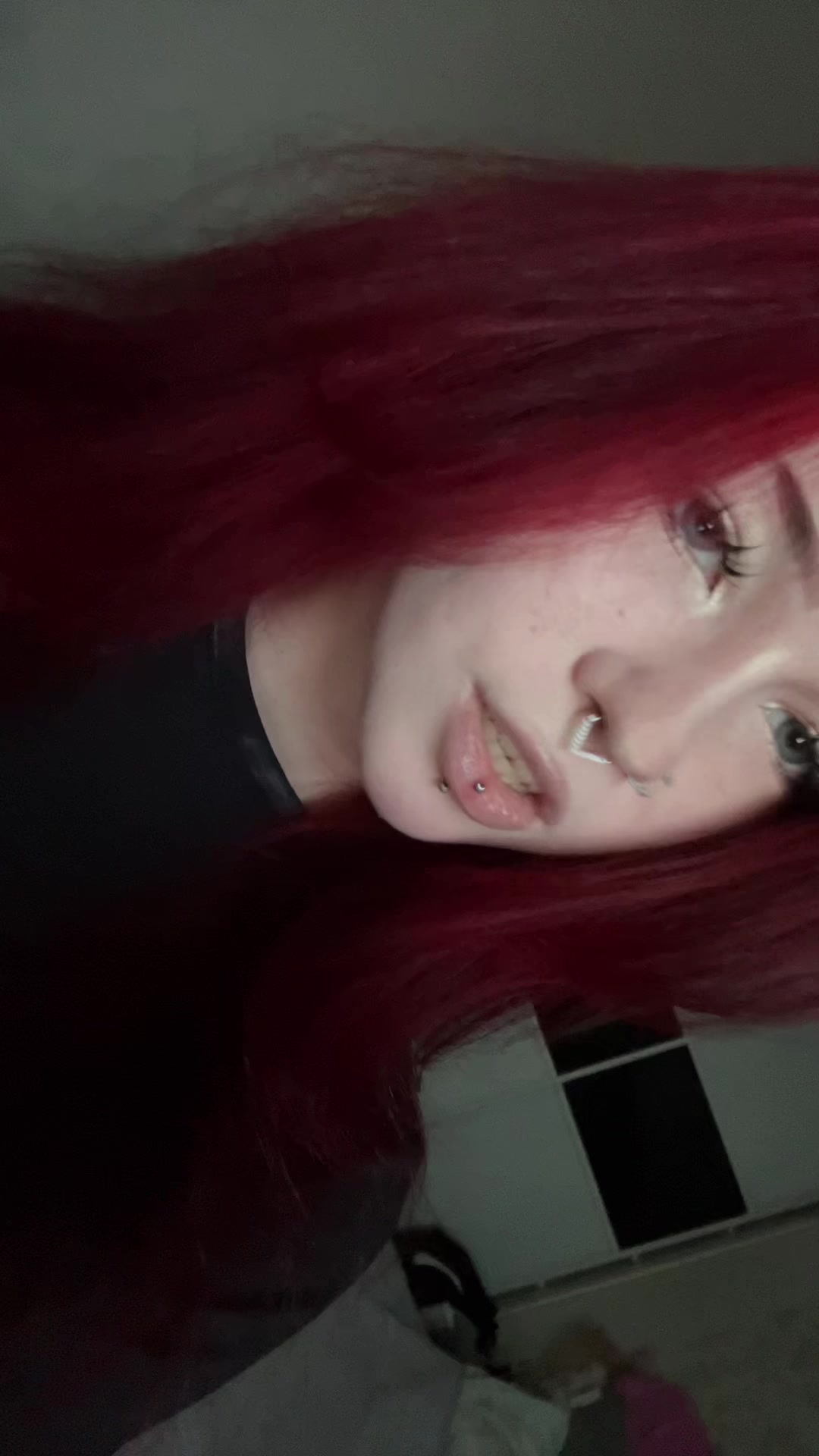 @skvivly