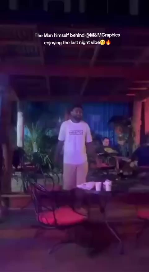 @Deloha678🇻🇺