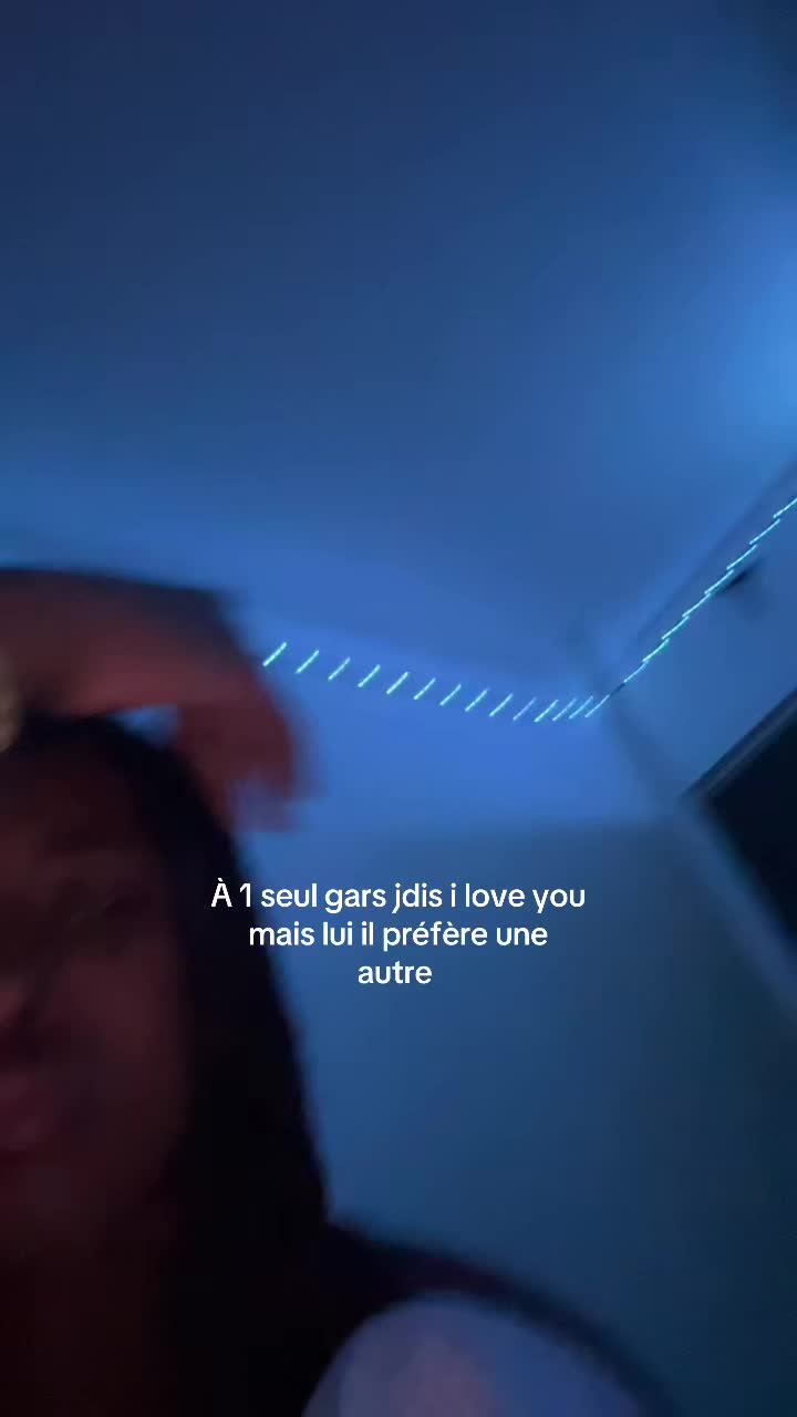 @ASH 🥂🌺