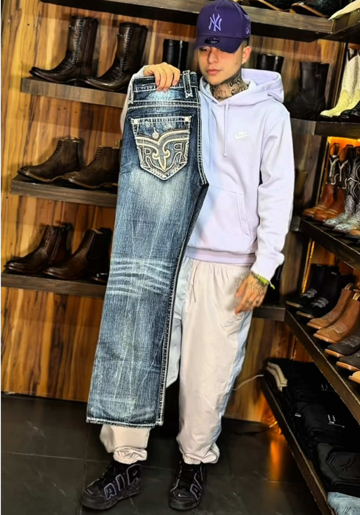 @El GUERO BOOTS