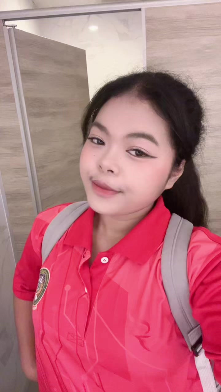 @หญิงกี้.🦋