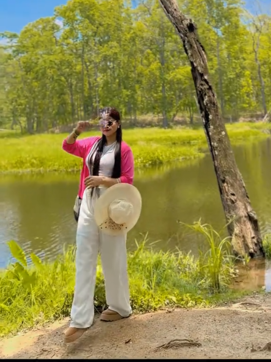@सलिना थापा मगर