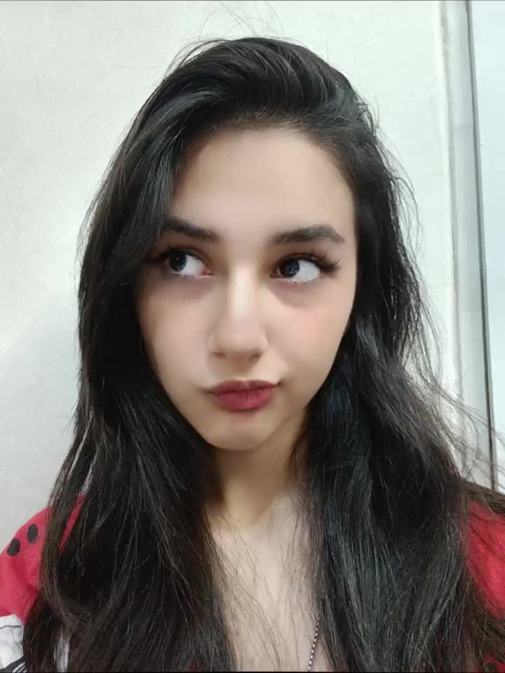 @AYAY🌶️