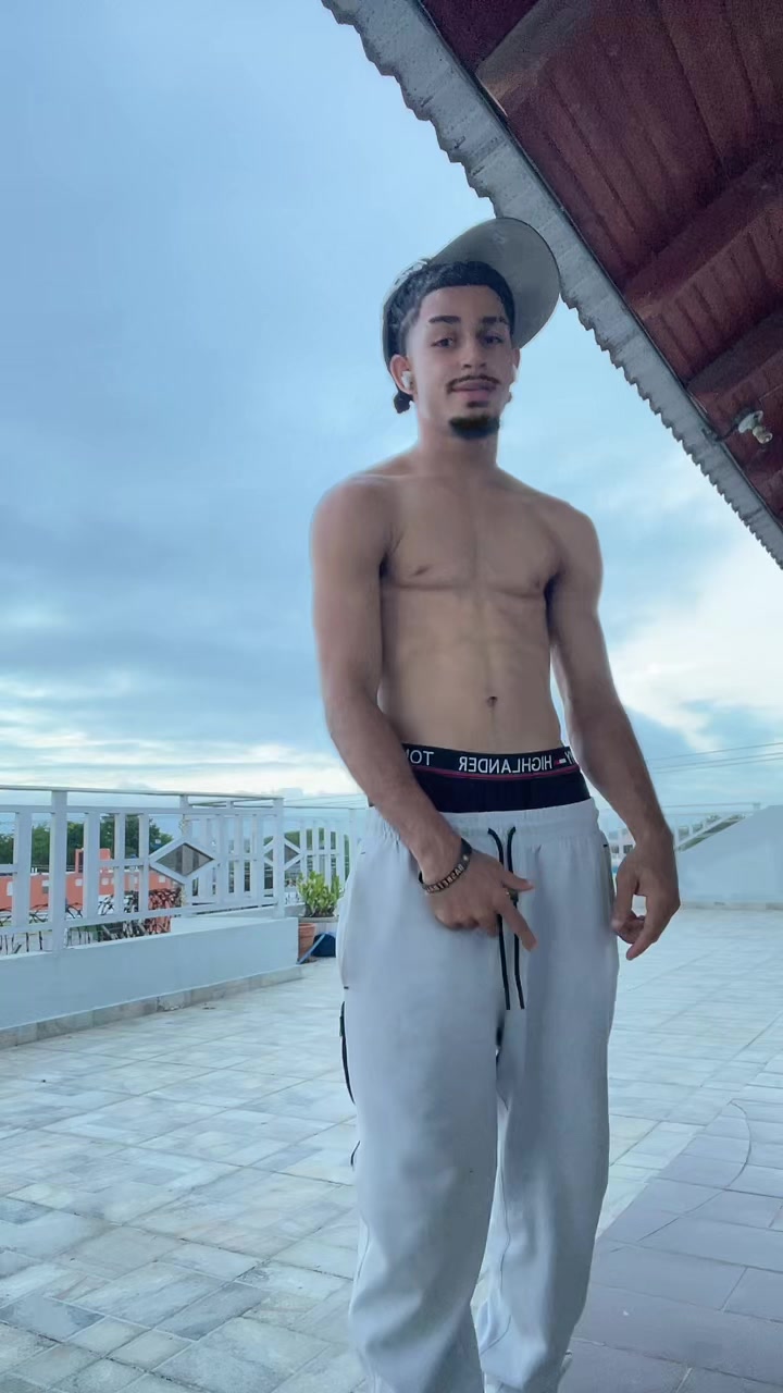 @Anthony🦦