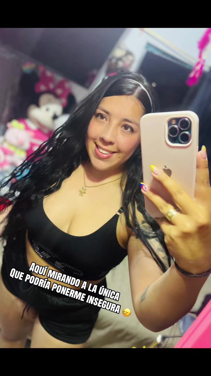 @MANU VÉLEZ👸🏻💘🔥