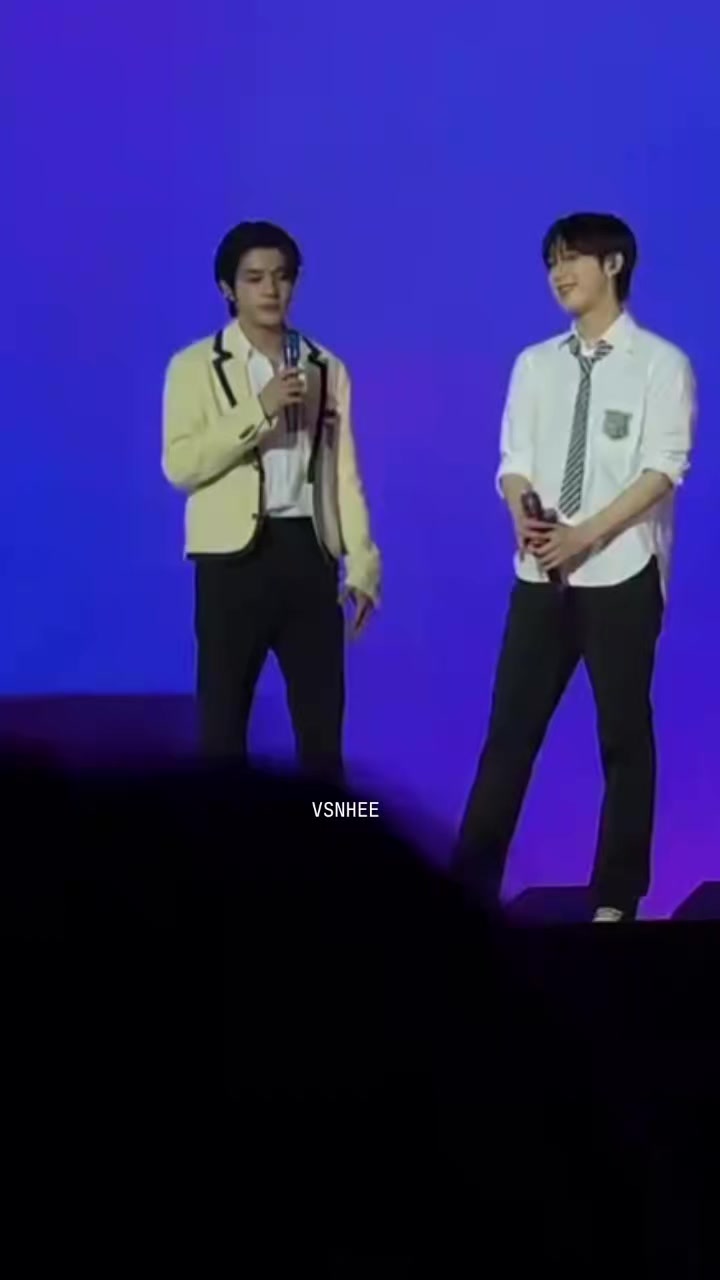 @VSNHEE 🐻🦊THEA🦊