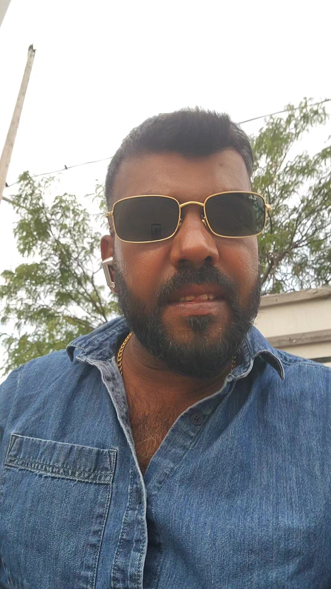 @Ravi Sivakumaran