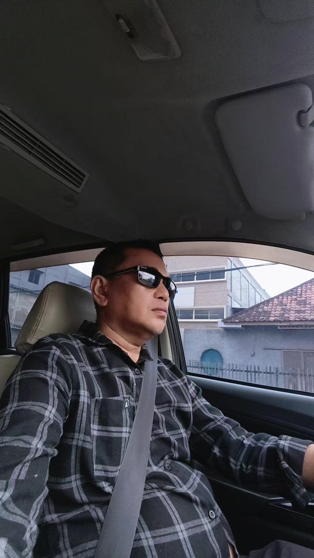 @IHSANUDIN-MEDIATOR DUNIA