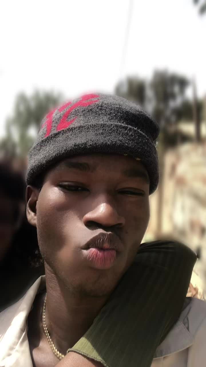 @Isawaaji💋