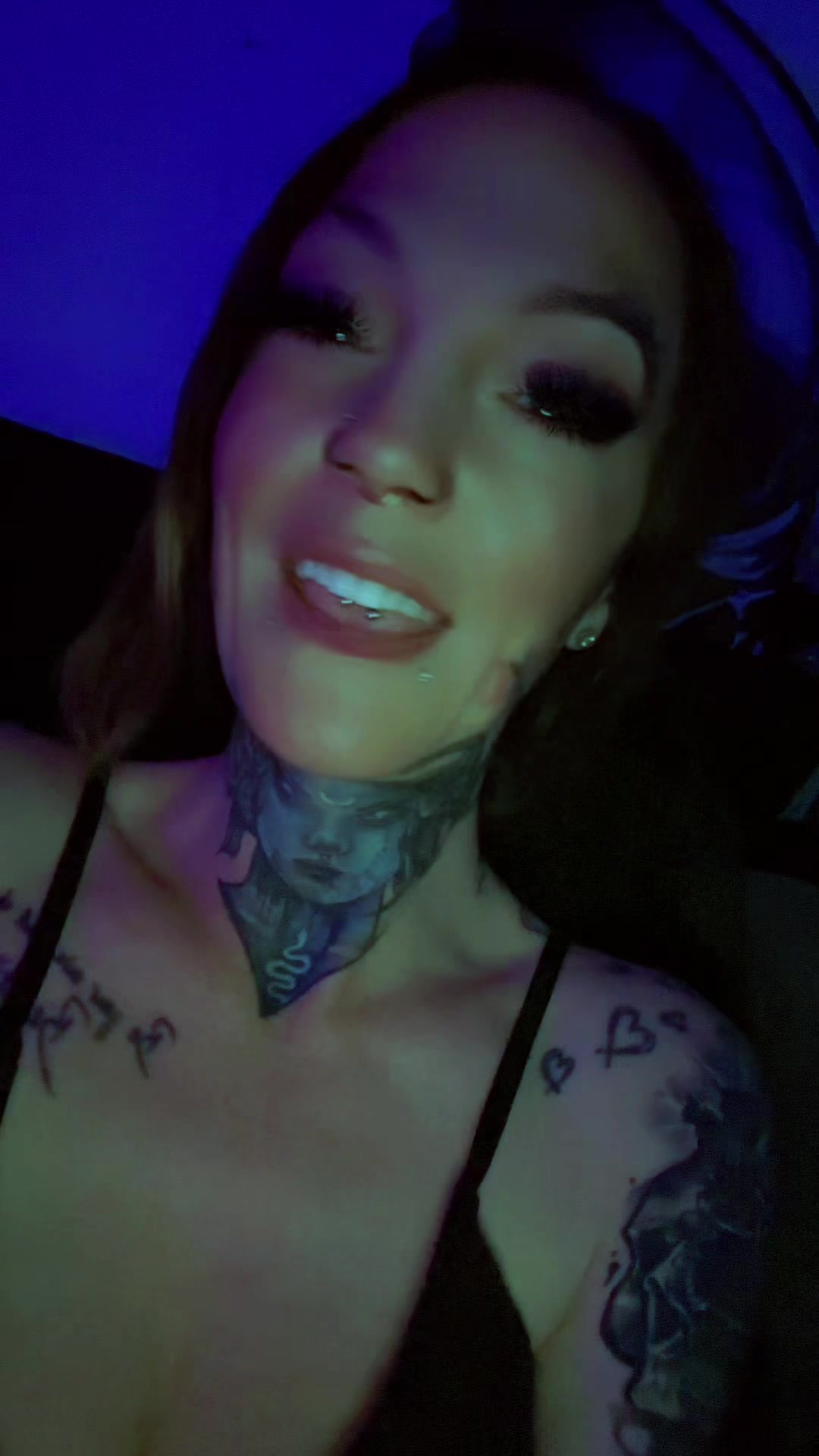 @CupcakeZ🧁