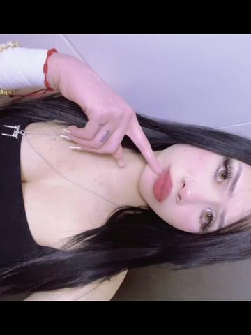 @𝓥𝓪𝓵𝓮𝓻𝔂_ 𝓛𝓪𝓻𝓪