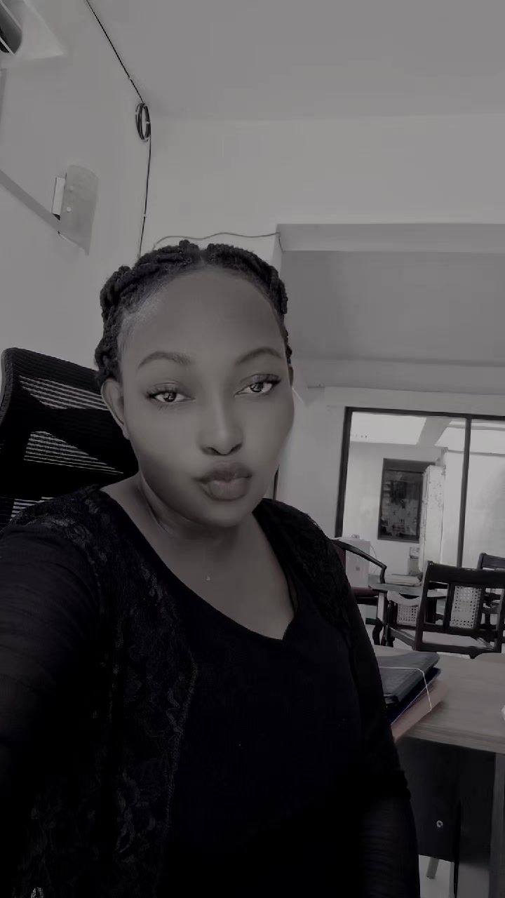 @lilian kawira