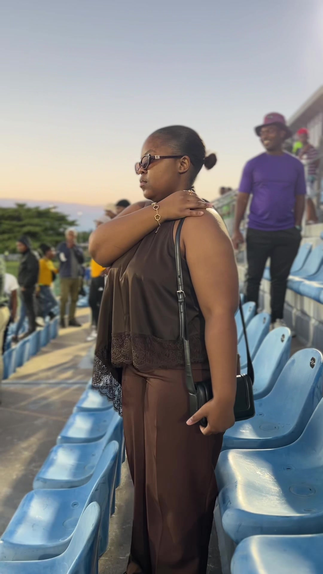 @Candy Majola ᥫ᭡