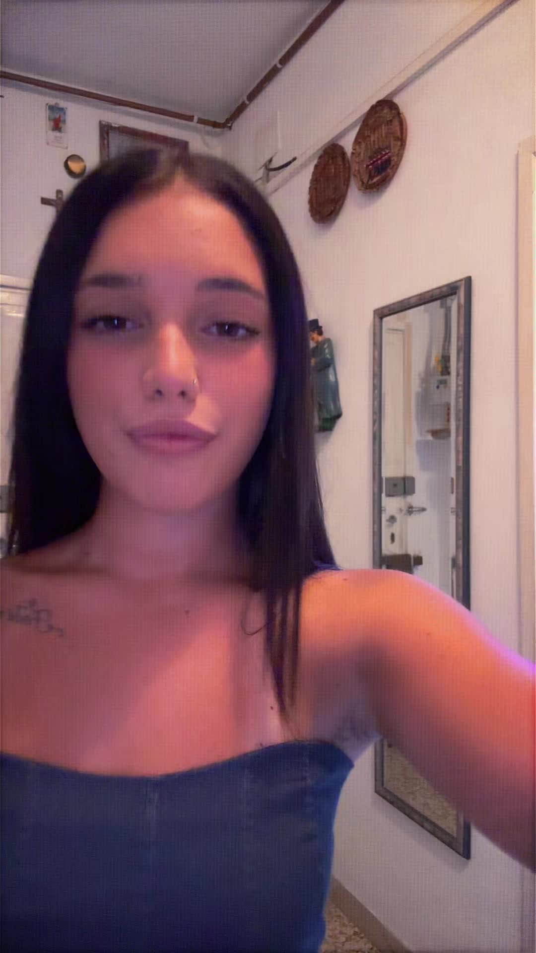 @👼