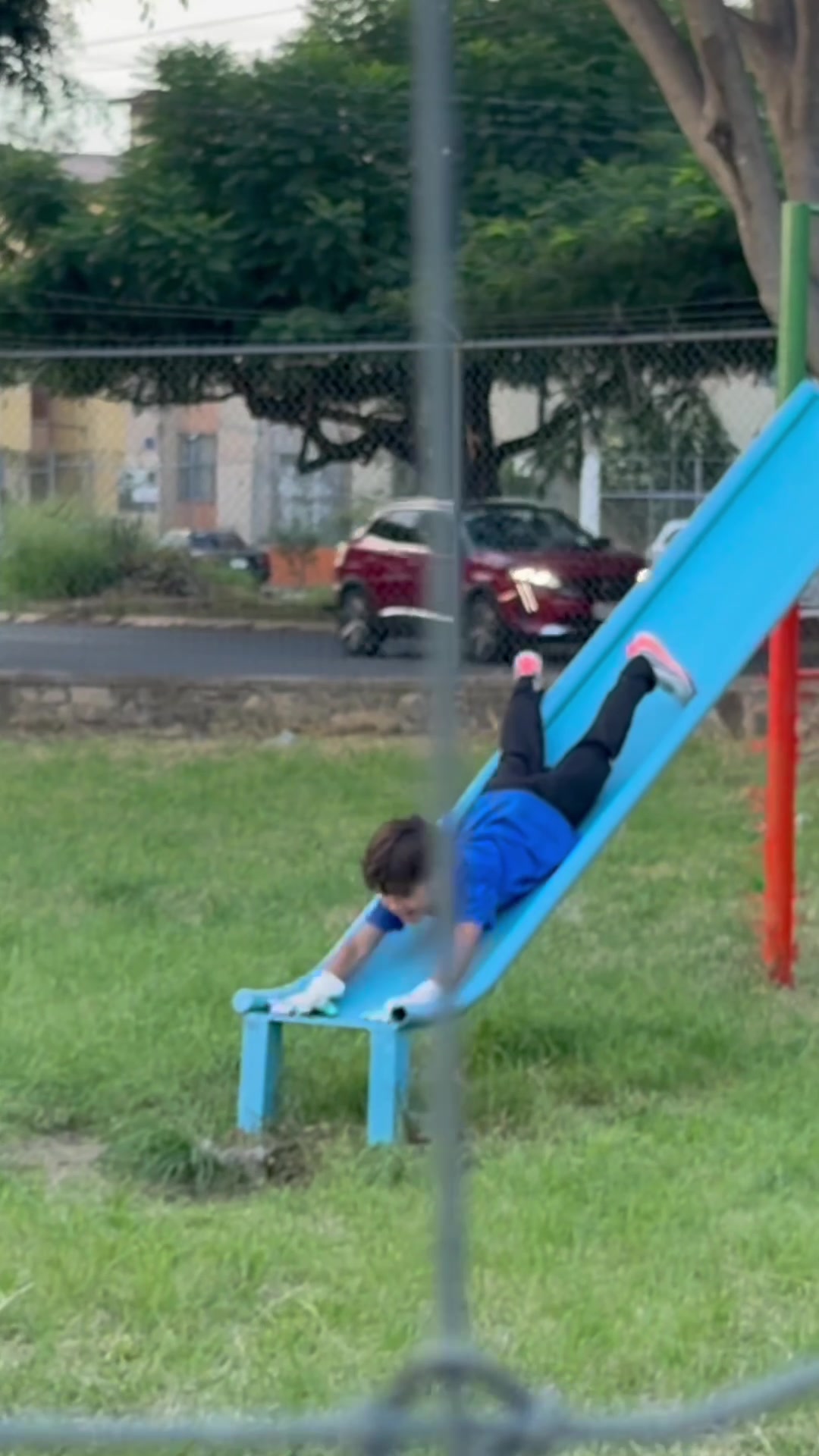@Los Macías