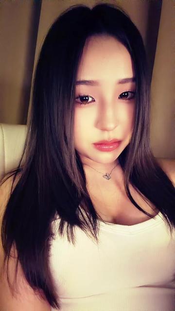 @minabj_