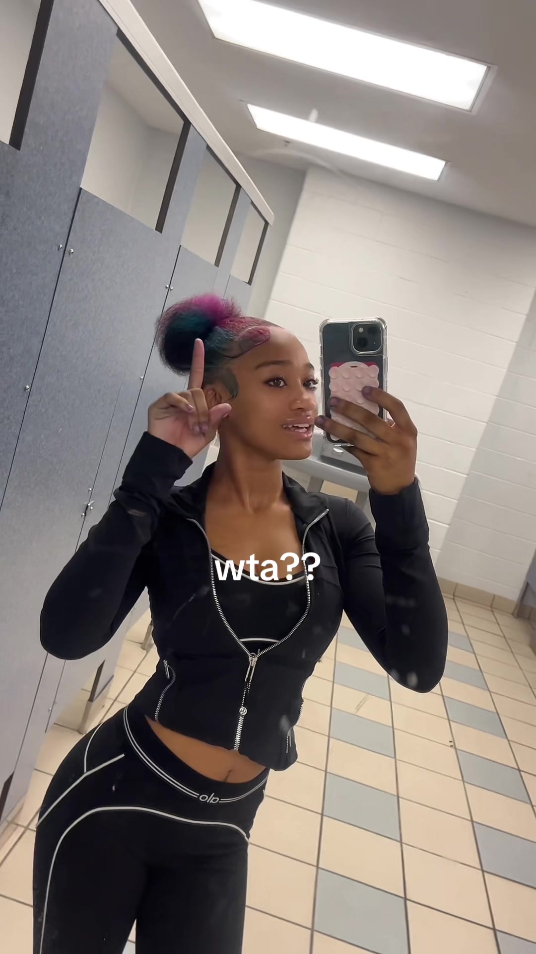 @๐๐๐
