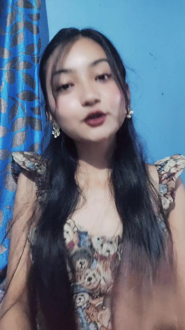 @Shifa_🌻