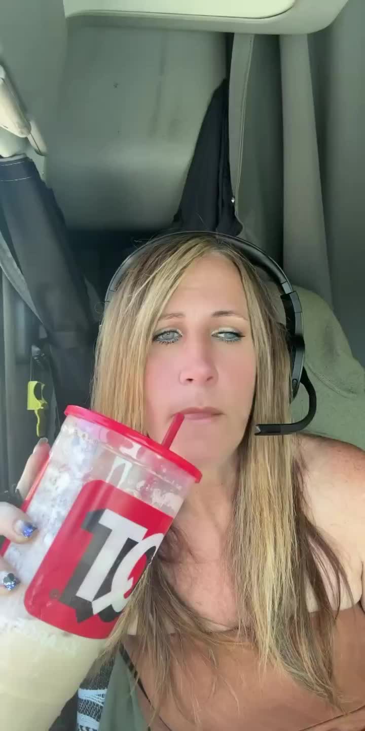 @saratrucker539