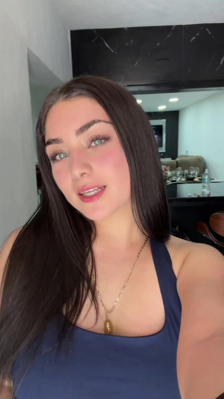 @daniela