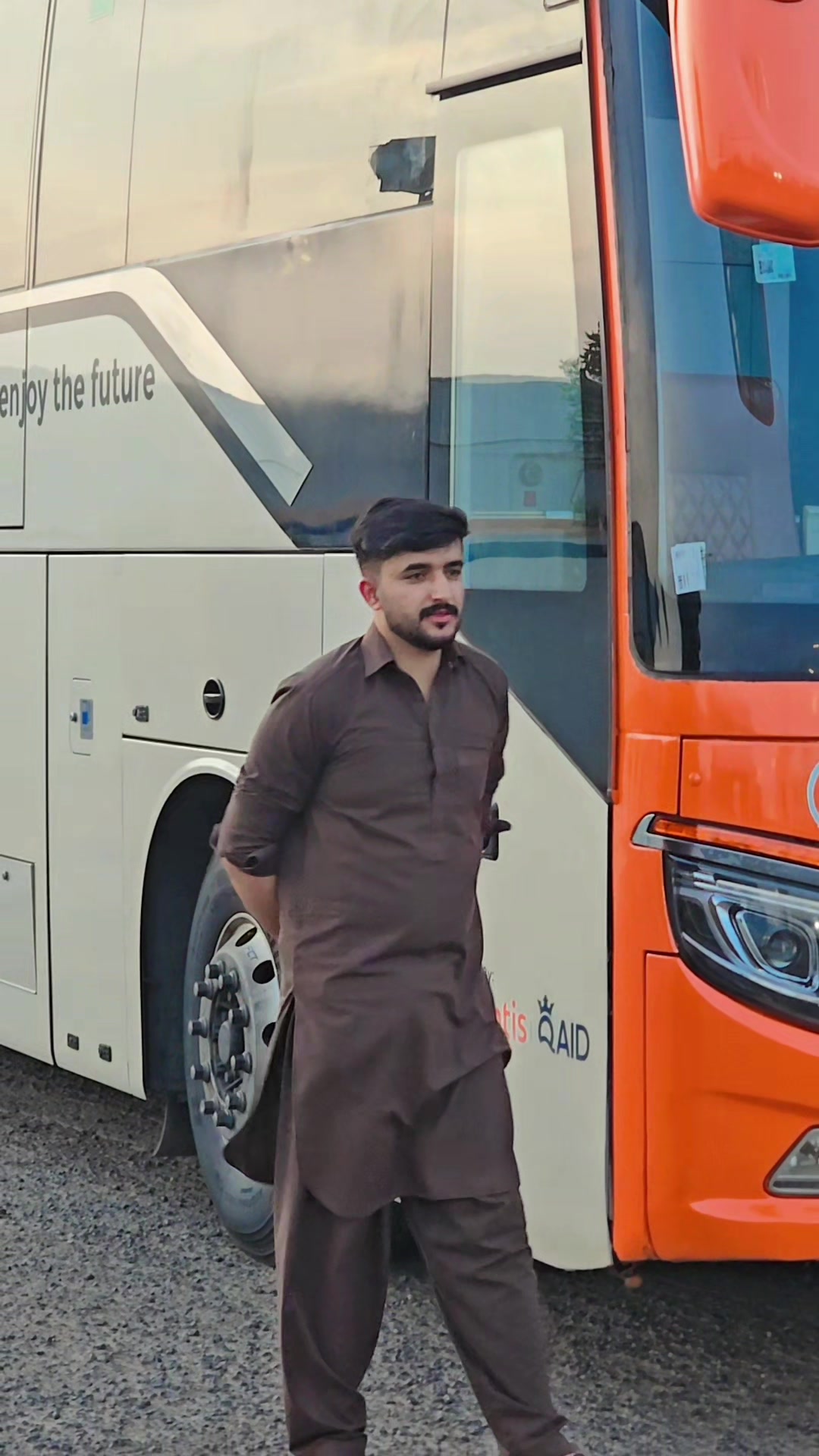 @Sheikh Zada کشمیری