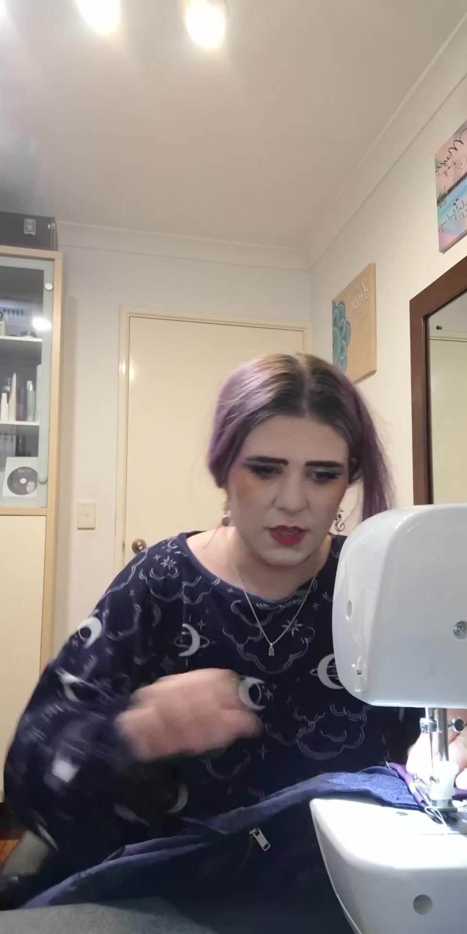 @Indigo_cosplay-account