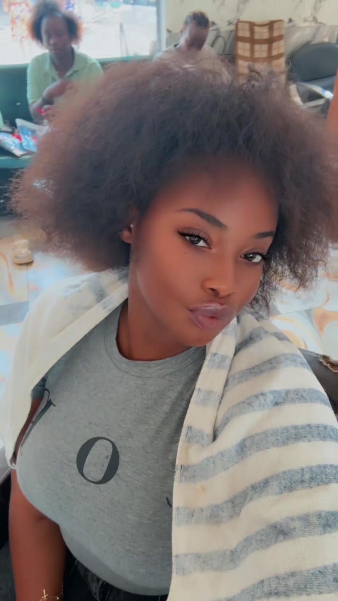 @Charonne Kanii