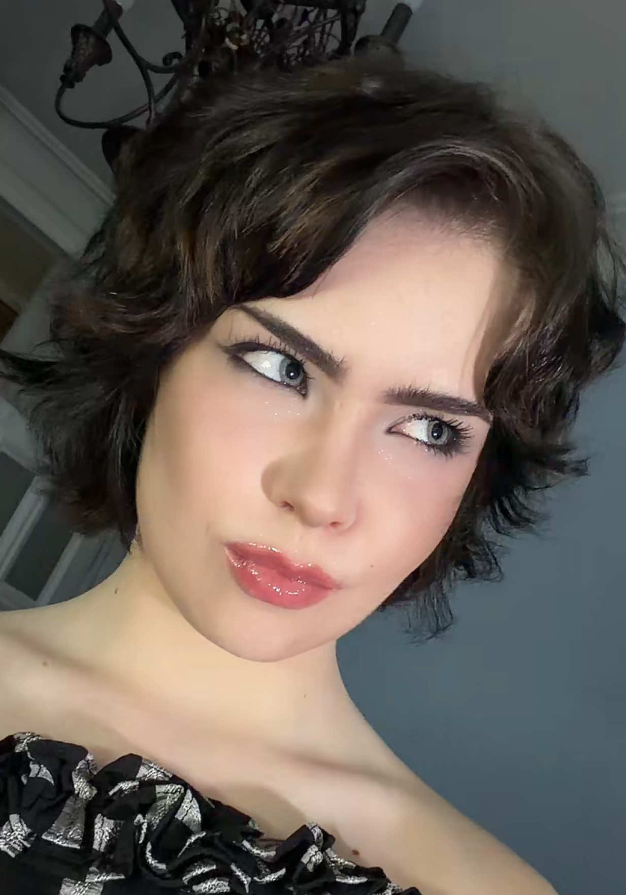 @акира