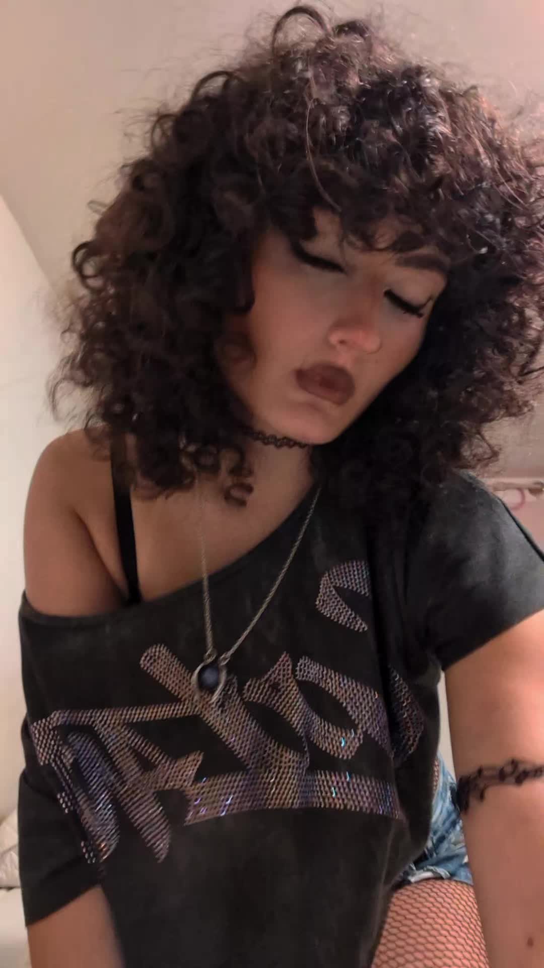 @𝕯𝖊𝖓𝖎𝖘𝖊𝕮𝖆𝖘𝖙𝖊𝖑𝖑𝖎🧿