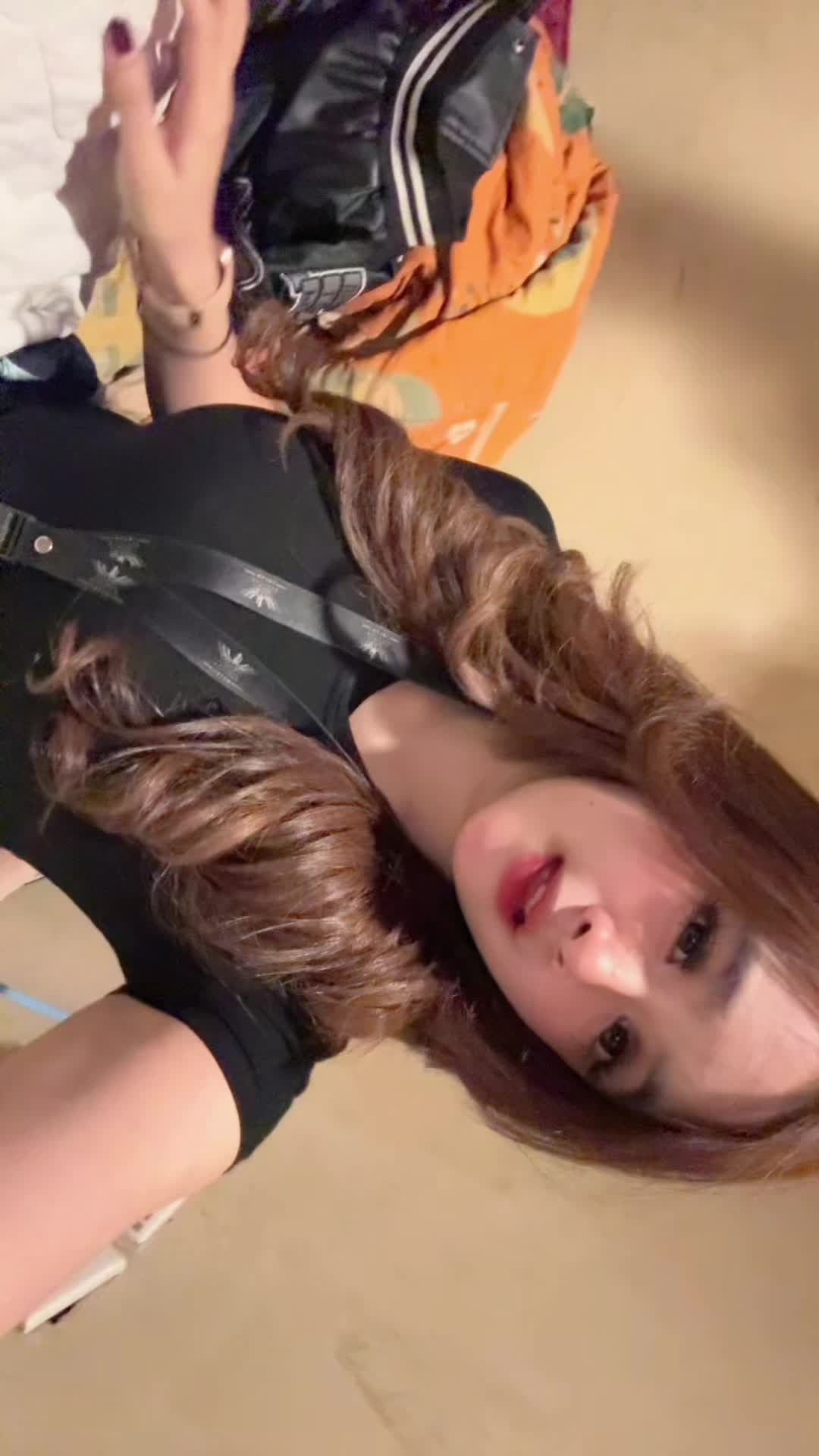 @Rahel?iya apa