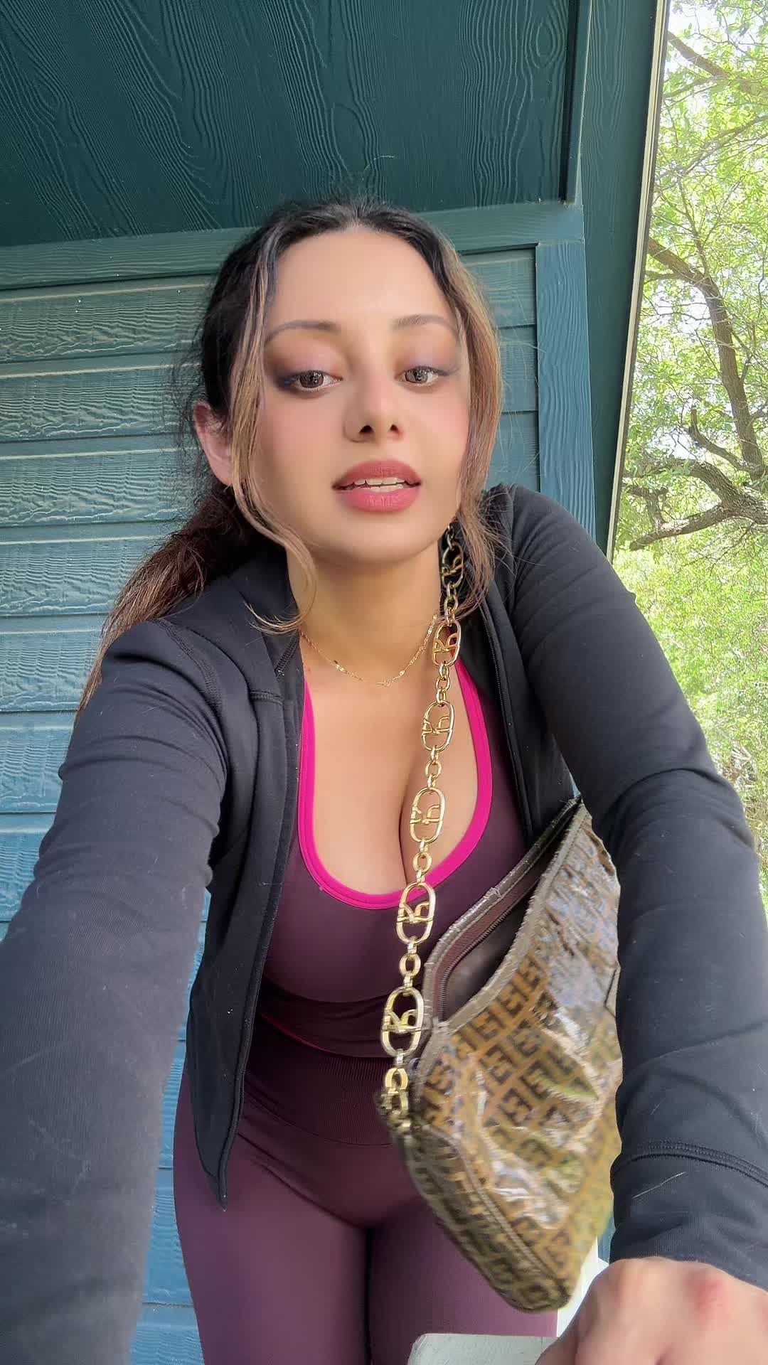 @ohmymina
