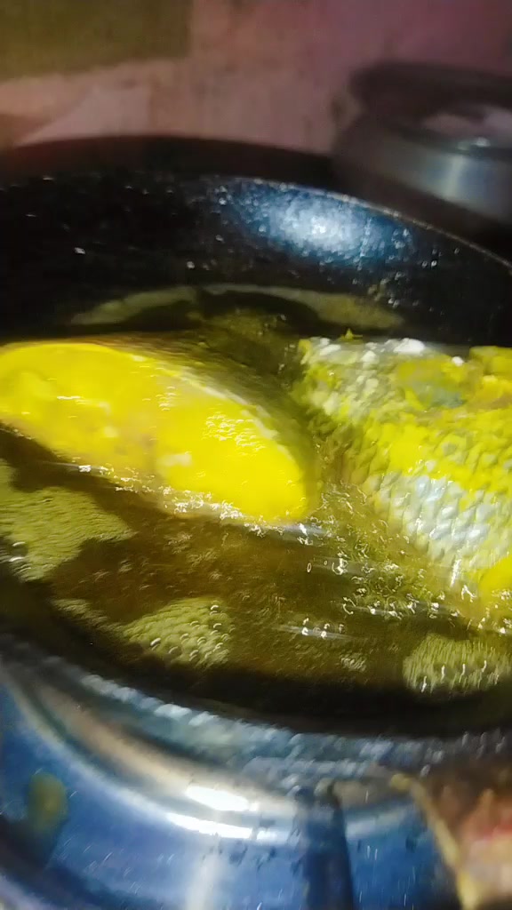 @🥰 মা-বাবার রাজকন্যা 🥰