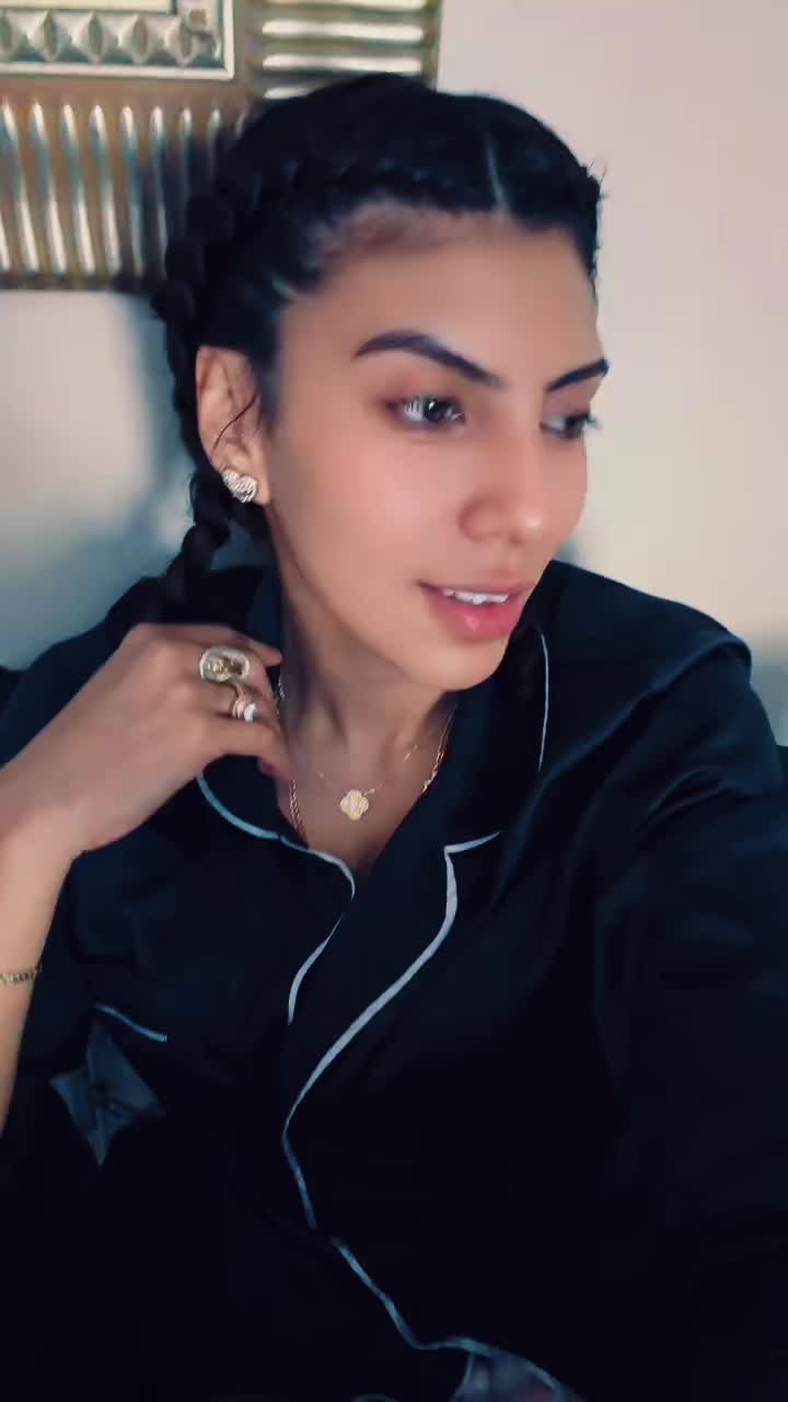 @𝓑𝓻𝓮𝓷𝓭𝓪 ❤️👑