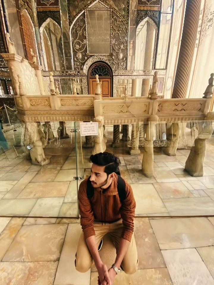 @Ahmed Mughal 🍁🥂