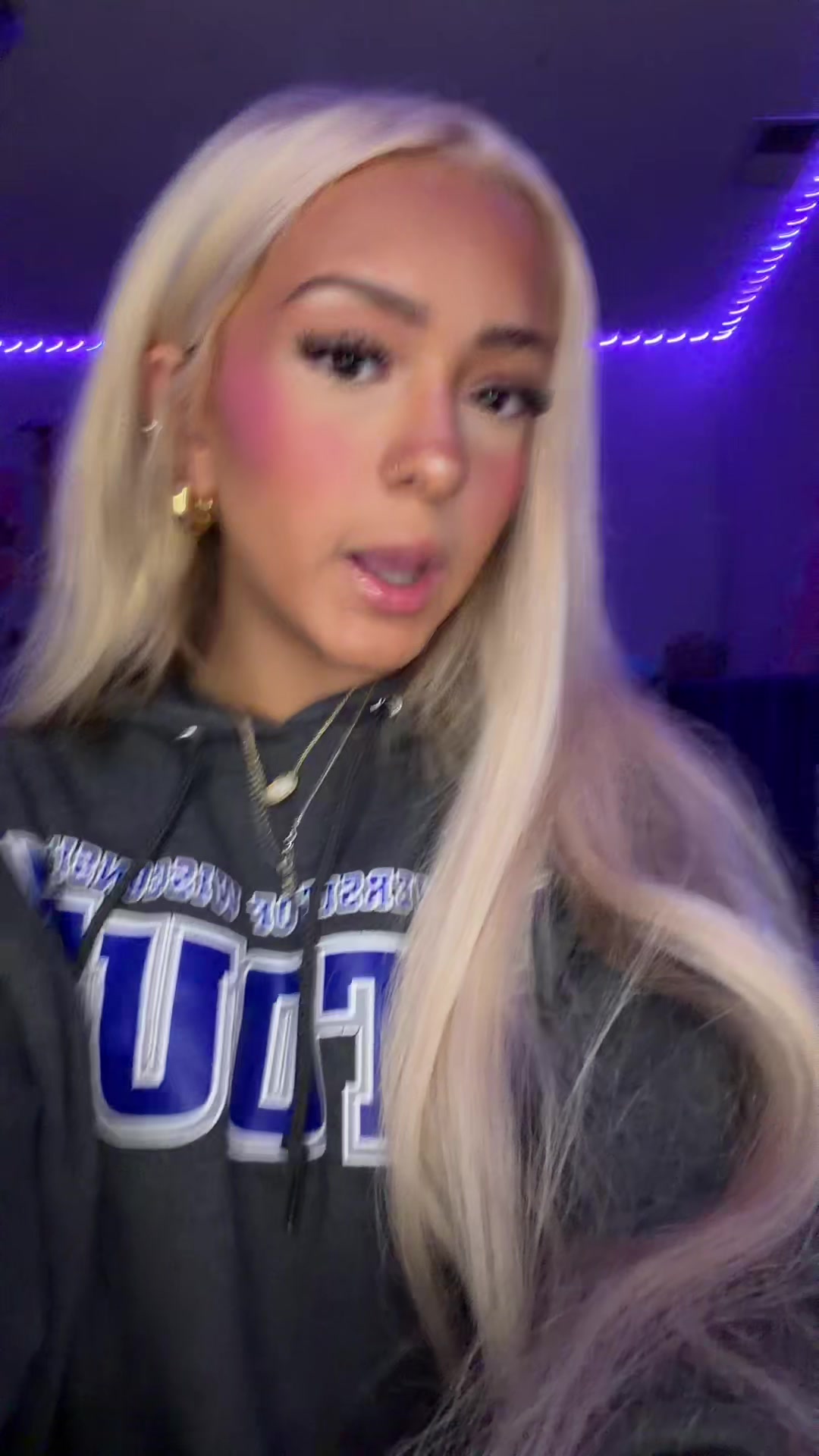 @basicblondeorangebitch