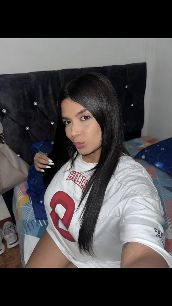 @Angie Carol🌸